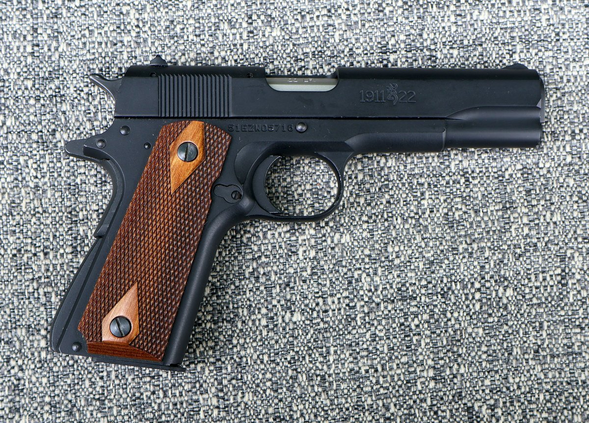 BROWNING 1911-22 SEMI AUTO PISTOL .22 Long Rifle